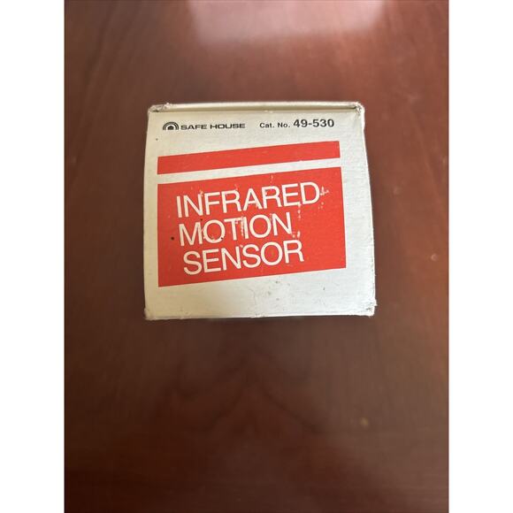 SAFE HOUSE INFRARED MOTION SENSOR PART NO.49-530 OAL 5" COVERS MAX RANGE 35" - Picture 7 of 8